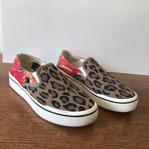 R13 women’s sneakers size 7